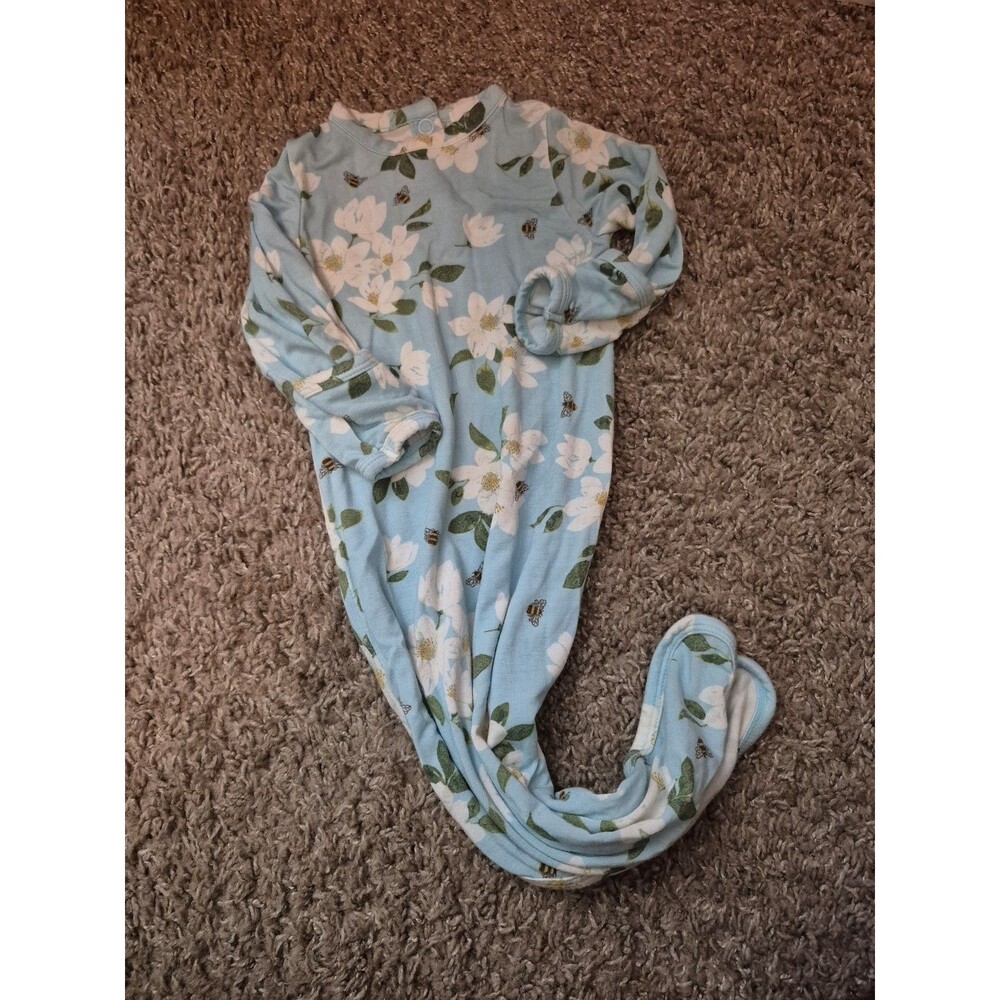Angel dear bamboo floral gown size 0-3 months